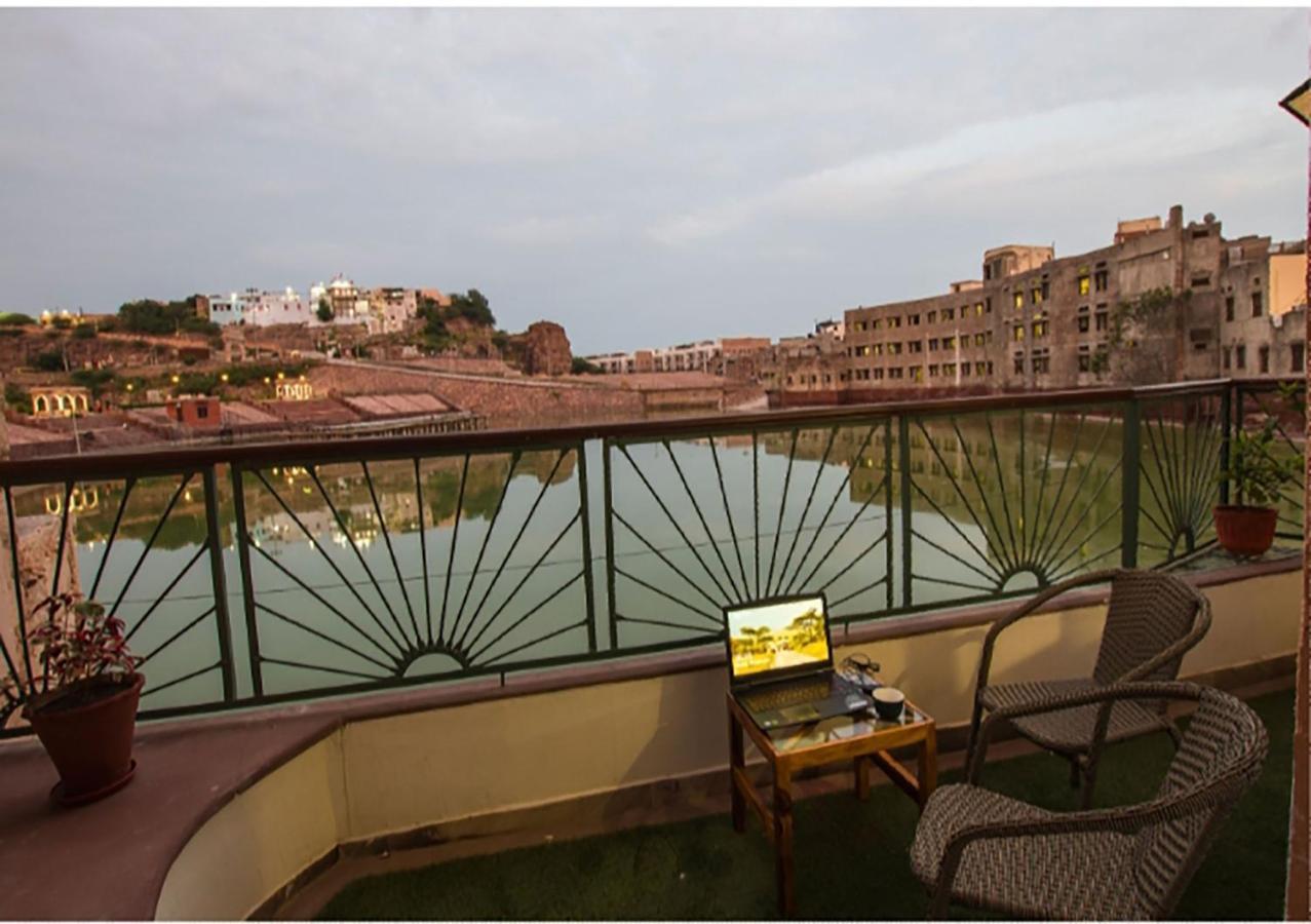 Lakeside Inn Ratanada Jodhpur  Buitenkant foto