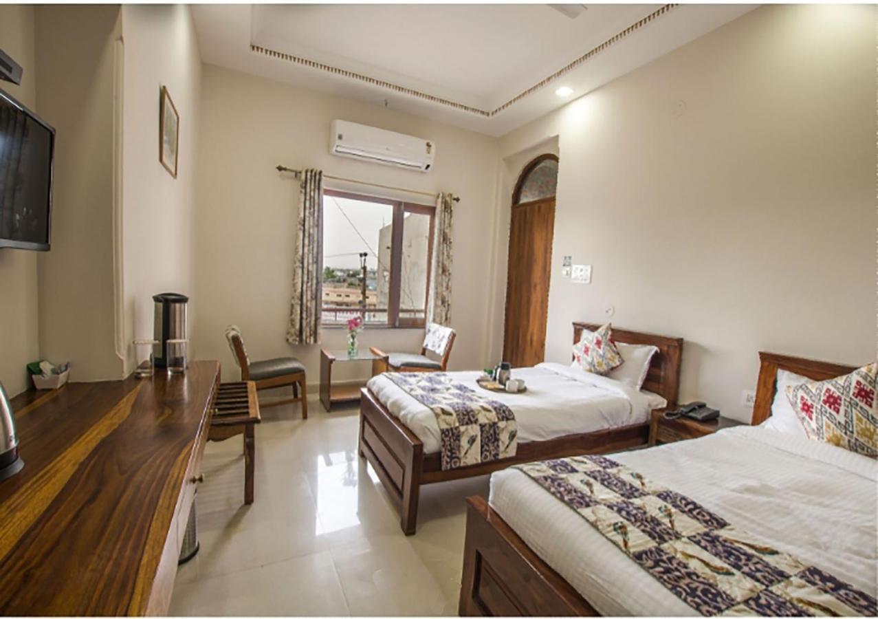 Lakeside Inn Ratanada Jodhpur  Buitenkant foto
